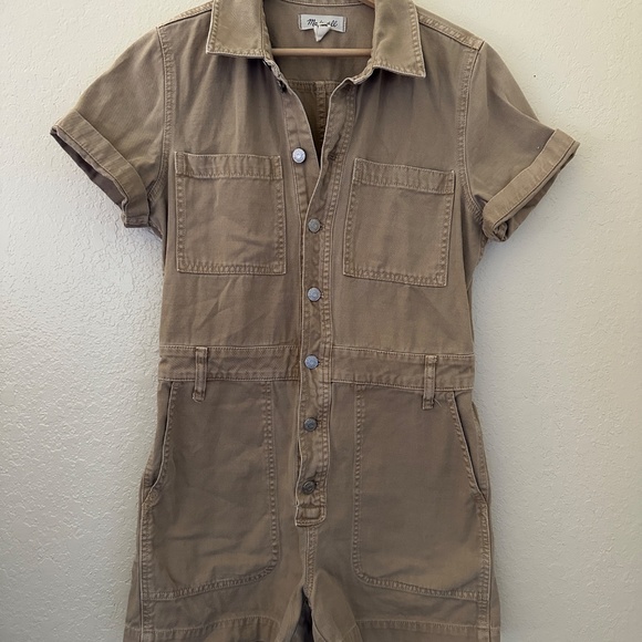 Relaxed Coverall Romper - Picture 4 of 6